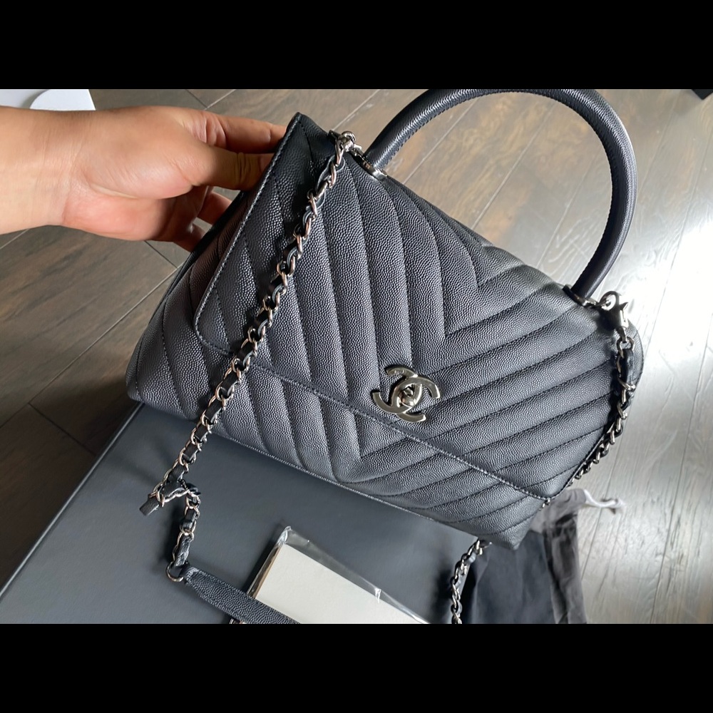 Chanel Caviar Chevron Coco handle 2019